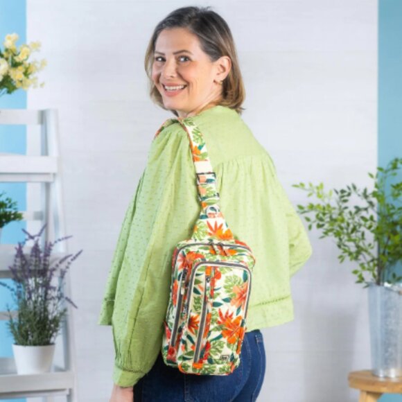 New (without tags) Lug Unisex Tailback Sling Bag in Lush Luau